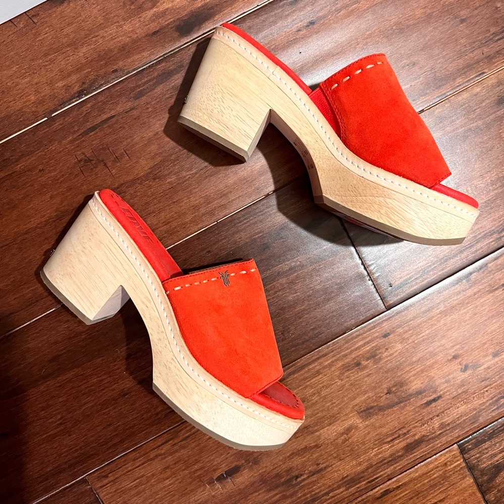 FRYE Hazel 2 Slide Red size 6.5 New Mule Wood Clogs - Picture 5 of 11
